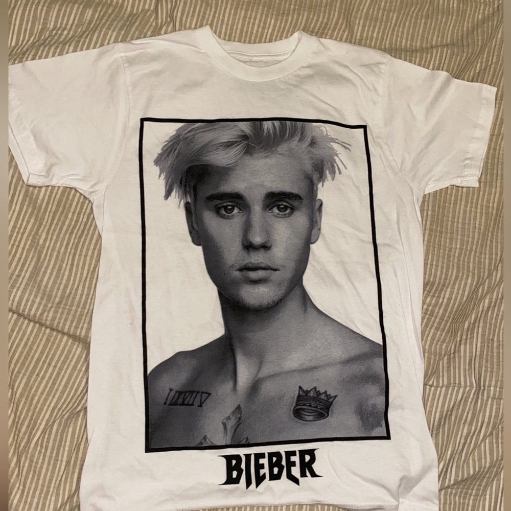 Men's Justin Bieber Short Sleeve Graphic T-shirt SMALL